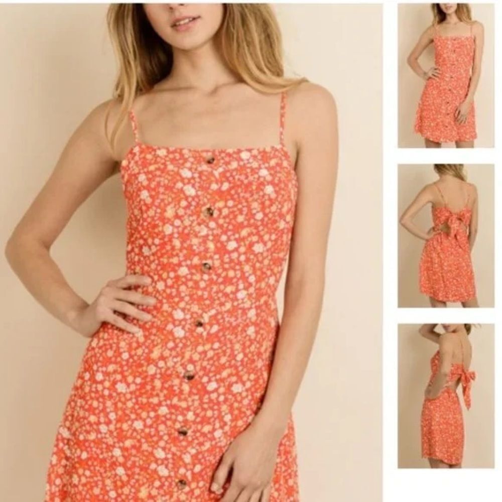 ✨ DRESS FORUM Button Down Flower Dress✨